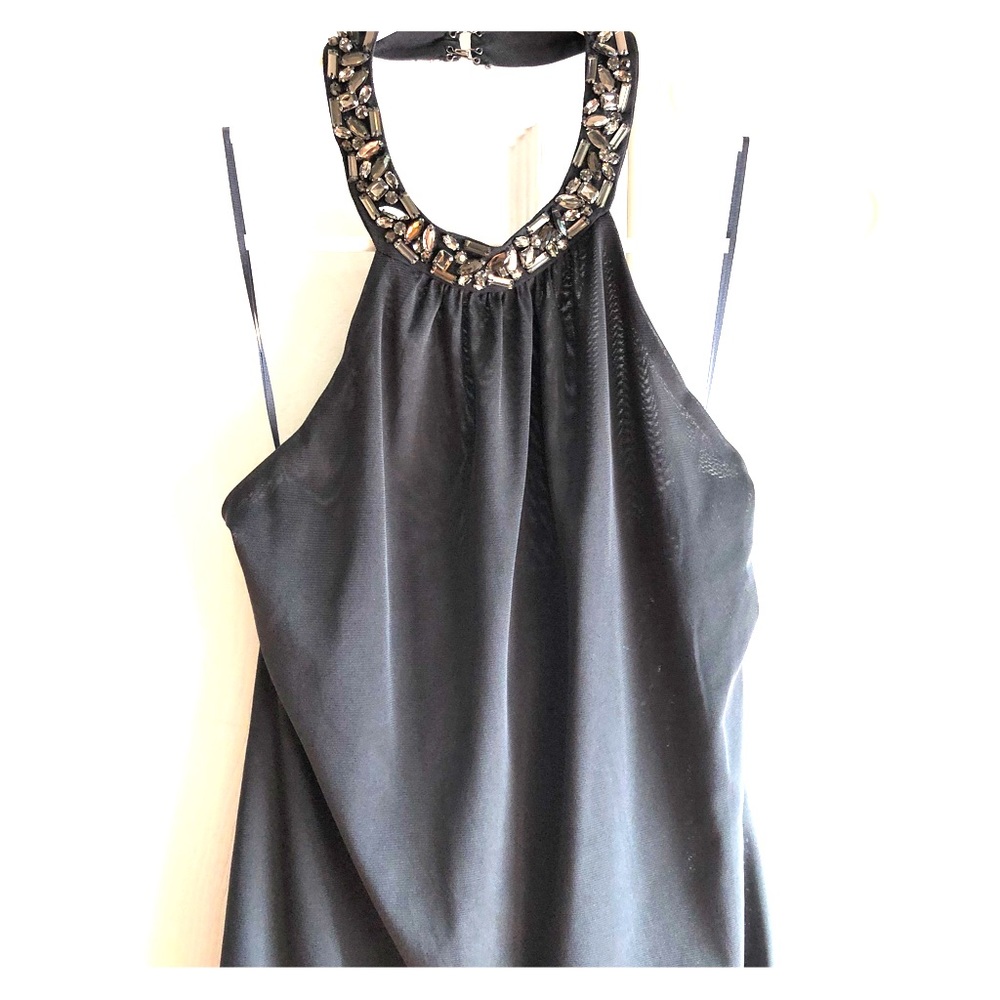 Beautiful grey top with stone choker